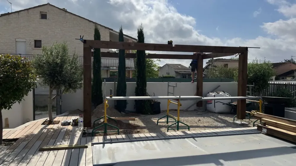 Pergolas en bois à Aigues-Mortes